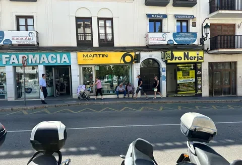 Local en Plaza de la Ermita, 22, Centro, Nerja (MÁLAGA) [VENTA] – 75 m2