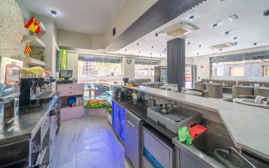 Local en calle Cervantes – Calella (Barcelona) [VENTA] – 252 m2